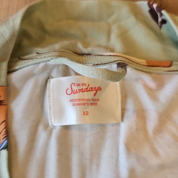 In My Sundays Robe - Picture 2 of 7